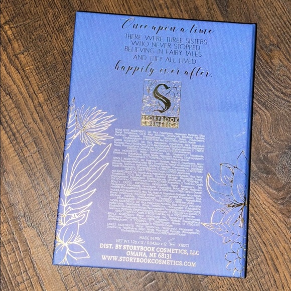 Storybook Cosmetics Little Briar Rose Palette - Picture 3 of 5